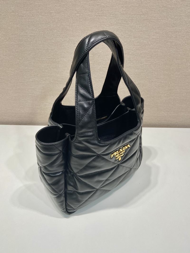 Pra*a tote bags
